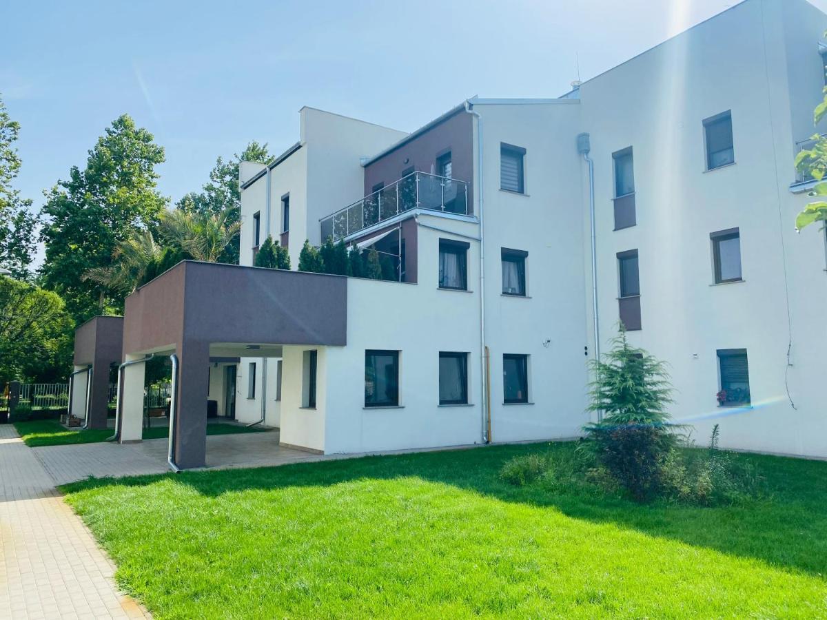 Liszt Ferenc Apartments Kecskemet Luaran gambar